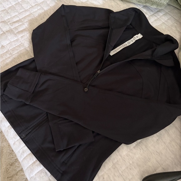 Lululemon Cropped Define Jacket - Picture 3 of 4